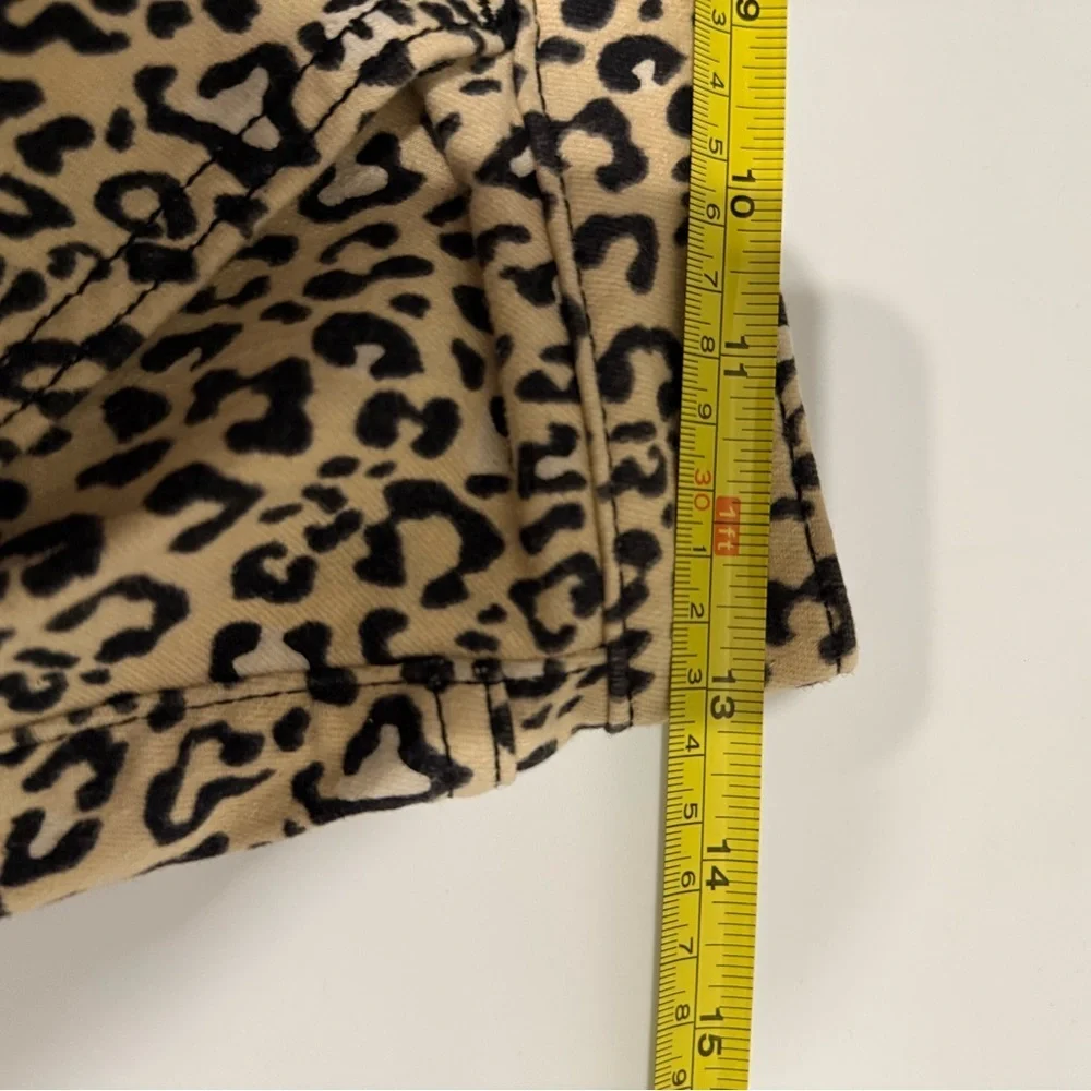Hollister Ultra High Rise Leopard Print Button Front Mini Skirt Size 1 (25) Nude